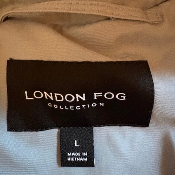 London Fog trench car coat with tie and detachable hood - Picture 2 of 7